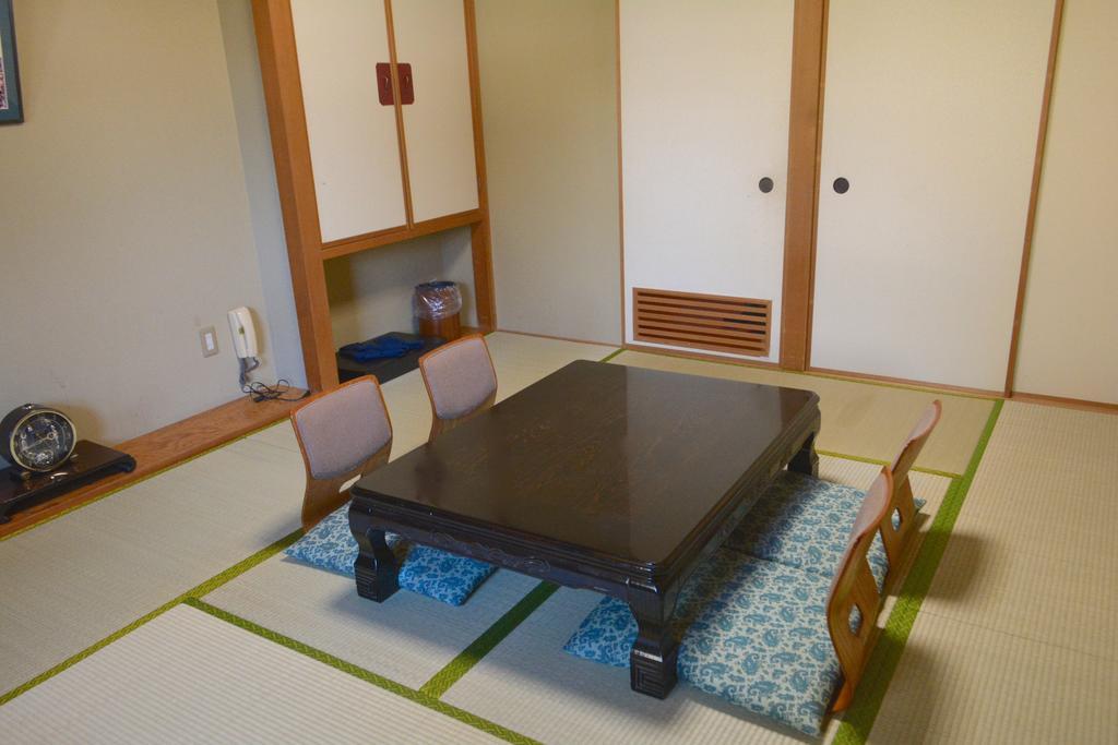 Inuyama International Youth Hostel Экстерьер фото